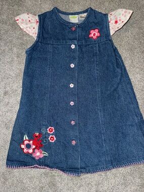 Vintage/Y2K Elmo Denim button up dress, embroidered